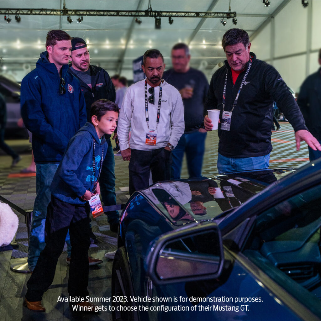 В США на благотворительном аукционе продали Ford Mustang за $490,000