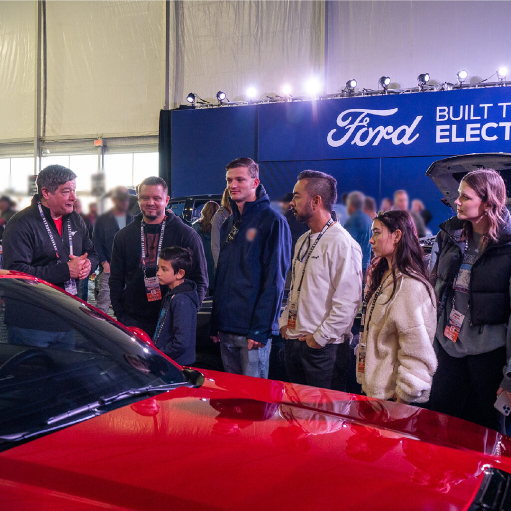 В США на благотворительном аукционе продали Ford Mustang за $490,000