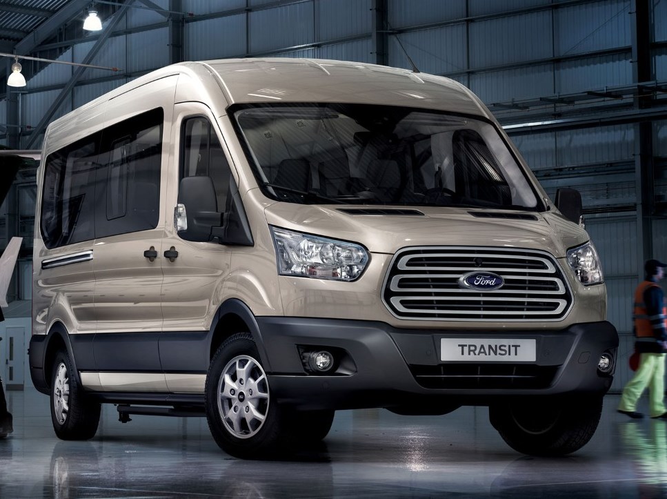 Маршрутный автобус Ford Transit — идеальное сочетание стиля, практичности, комфорта и производительности